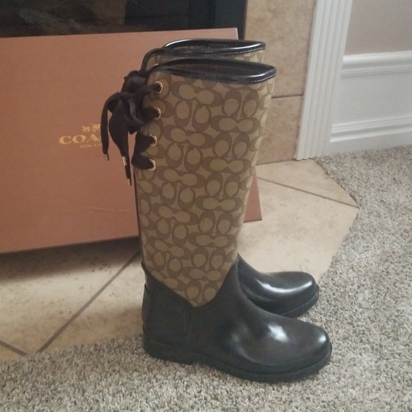 Coach Brown Rainboots - Picture 2 of 5